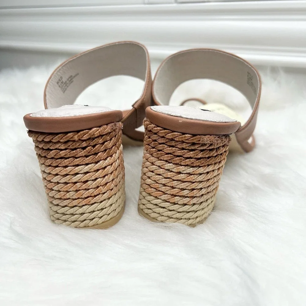 New Women’s Sanctuary Boast Sandal Size 8.5